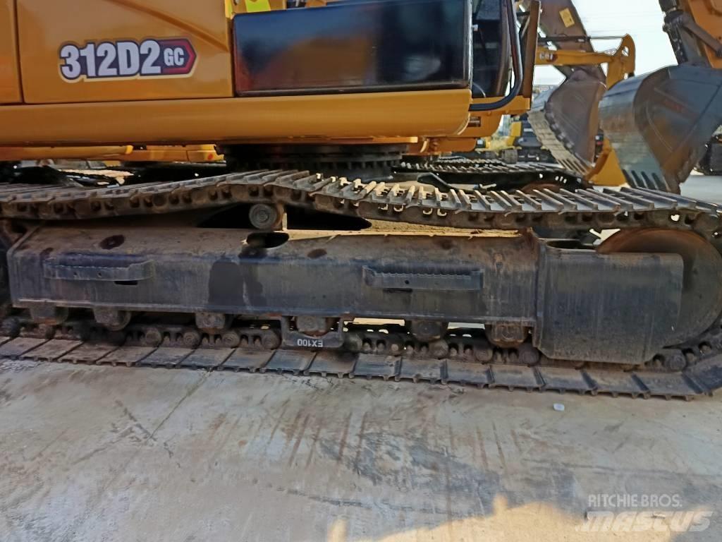 CAT 312 D2 Pásové rýpadlá