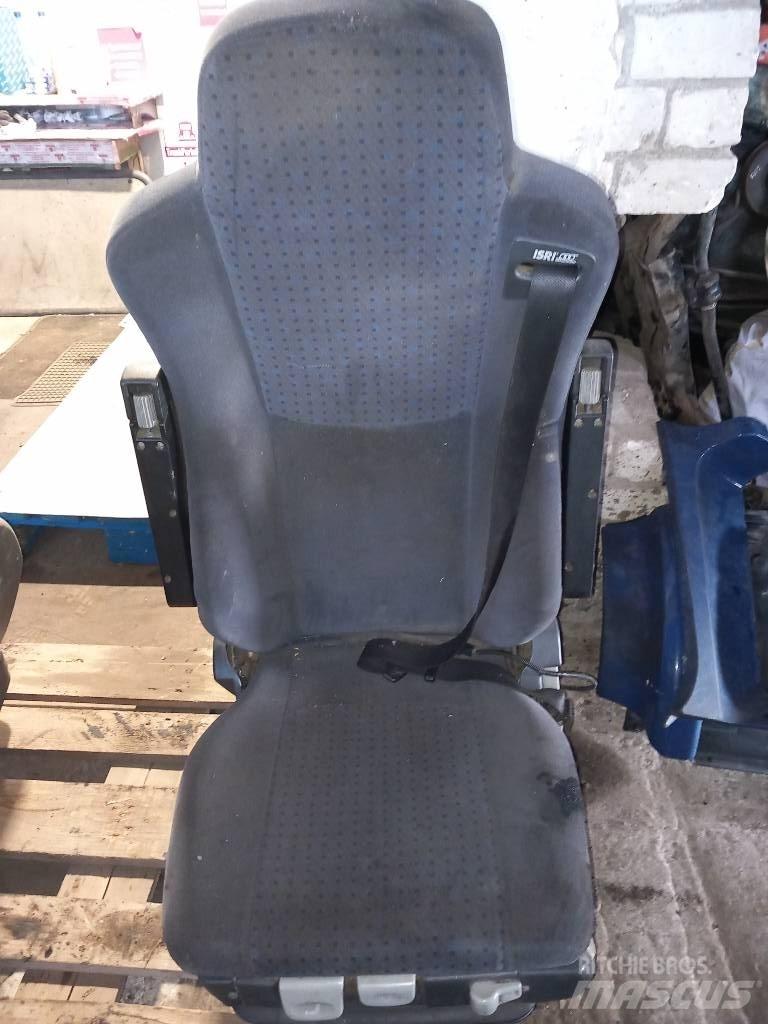 MAN TGM  81623076528 Kabíny a interiér