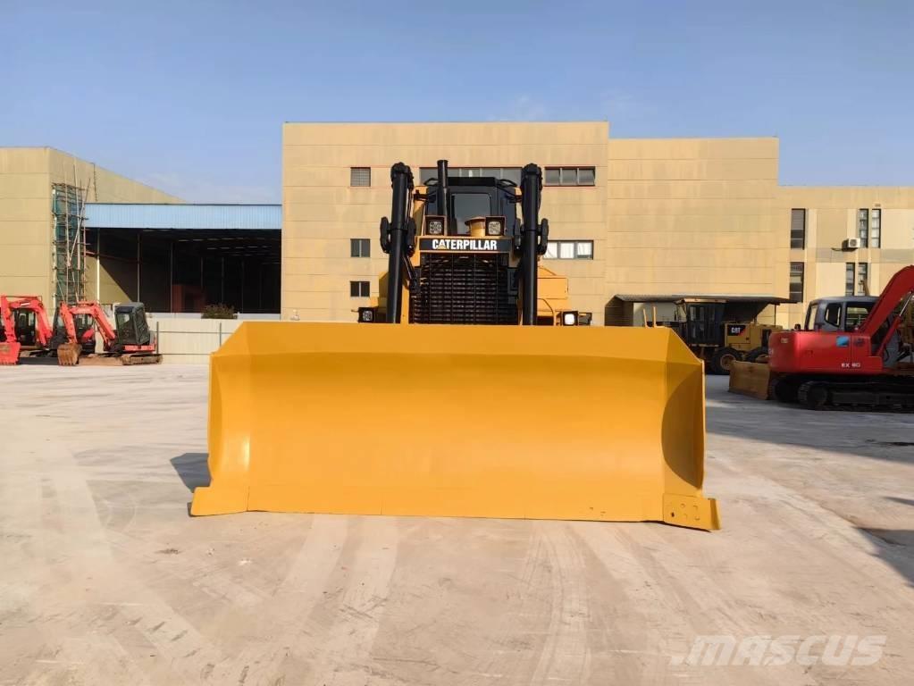 CAT D8R Pásové dozéry