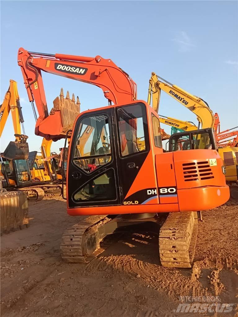 Doosan DH80G Pásové rýpadlá