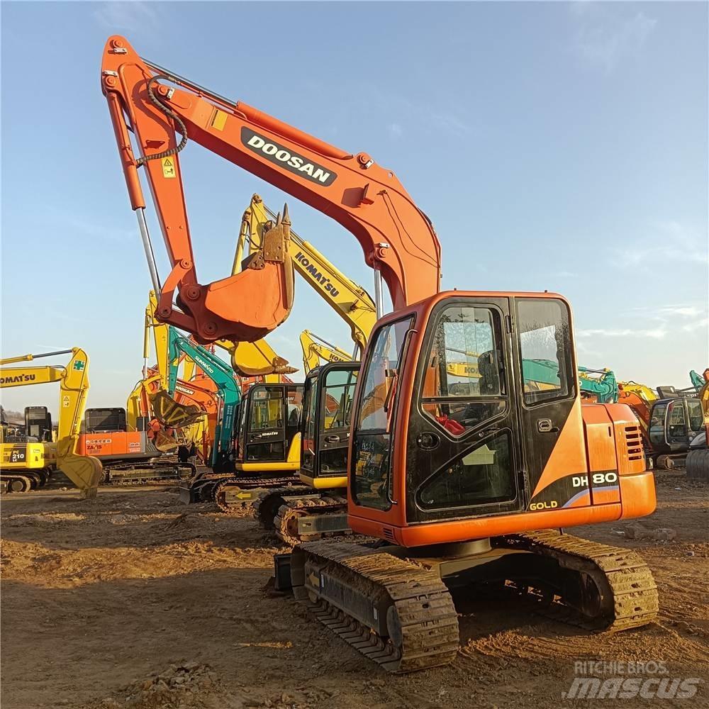 Doosan DH80G Pásové rýpadlá