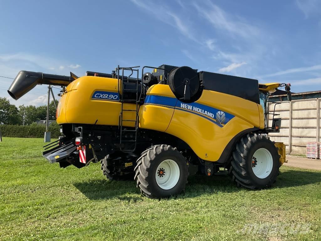 New Holland CX 8.90 Kombinované zberacie stroje