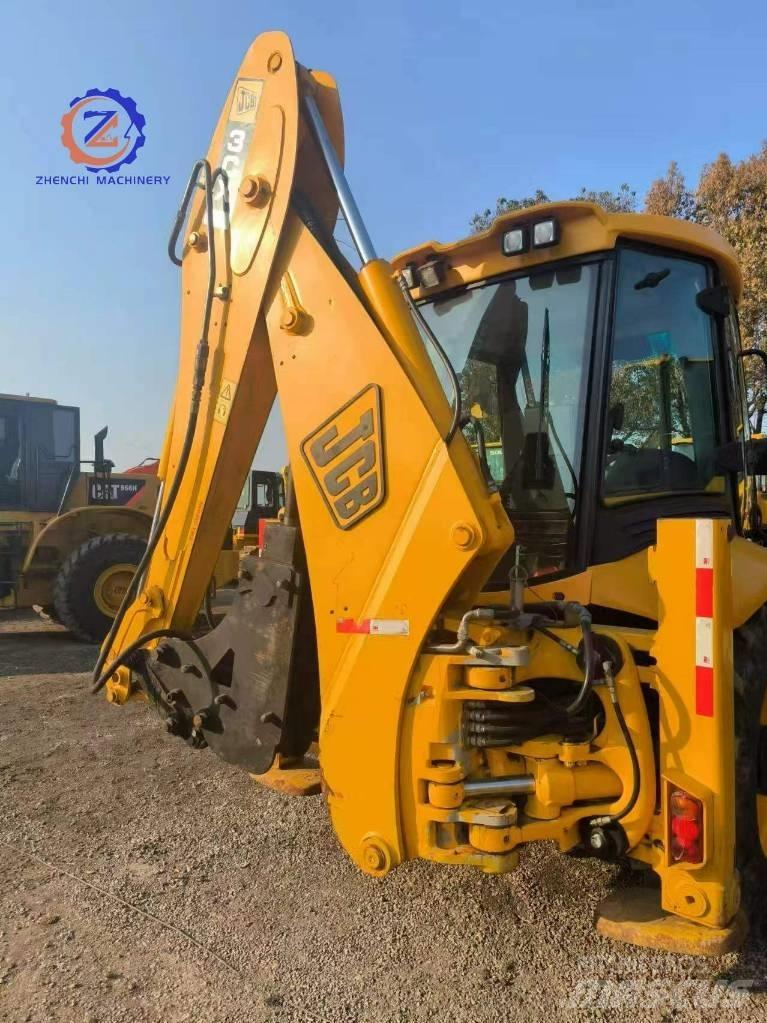 JCB 3 CX Rýpadlo-nakladače