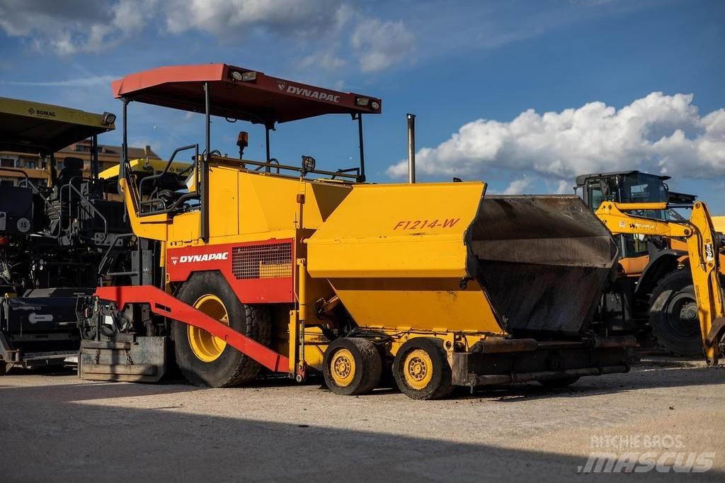 Dynapac F121-4W Finišéry