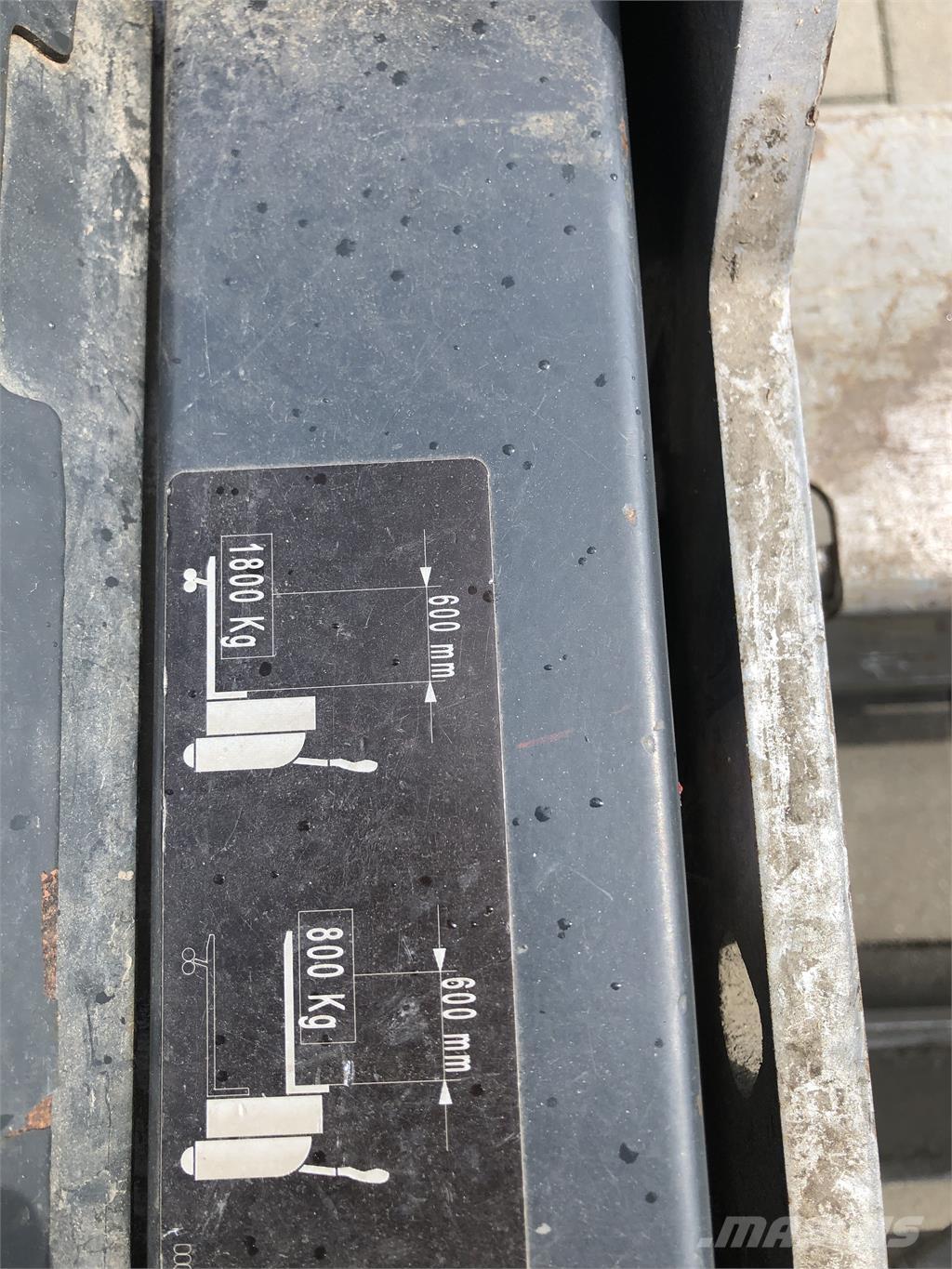 Still EXU-H 18 Ručne vedené vysokozdvižné vozíky