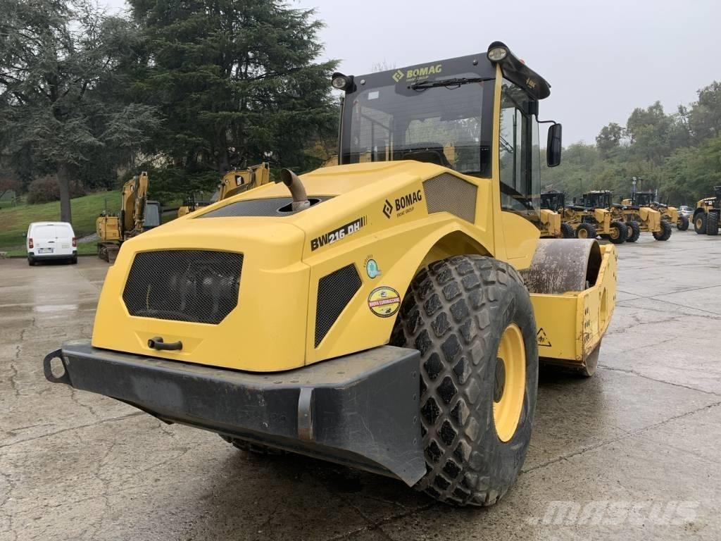 Bomag BW 216 D H-5 Ťahačové valce