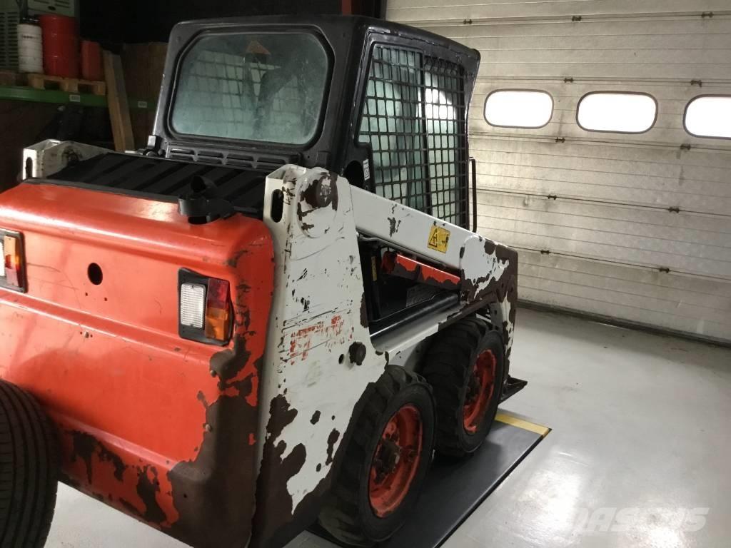 Bobcat S 100 Šmykom riadené nakladače