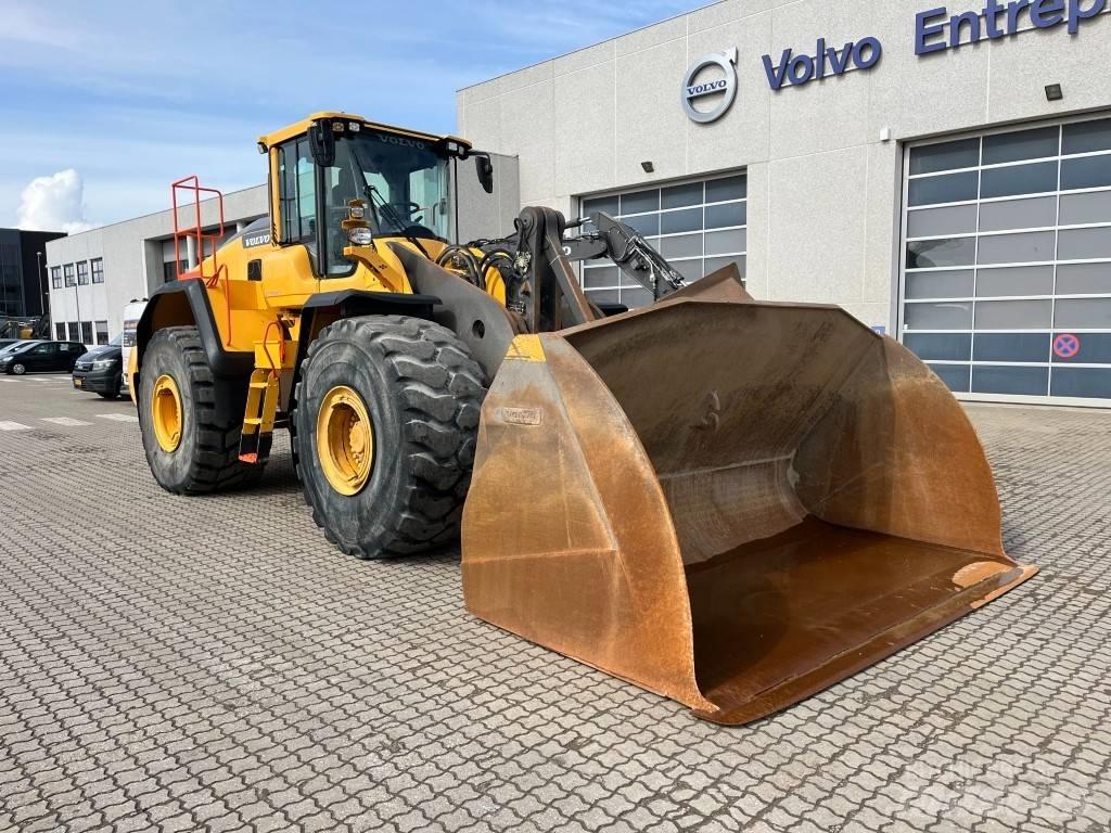 Volvo L220H Kolesové nakladače