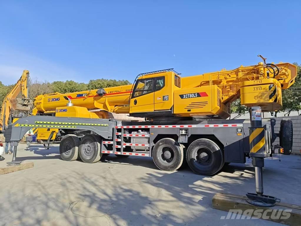 XCMG XCT 80 Univerzálne terénne žeriavy