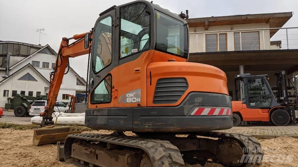 Doosan DX 80 R Midi rýpadlá 7 t - 12 t