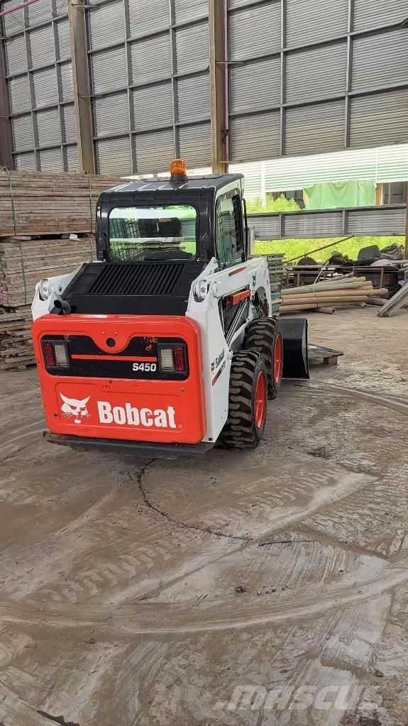 Bobcat S 450 Šmykom riadené nakladače