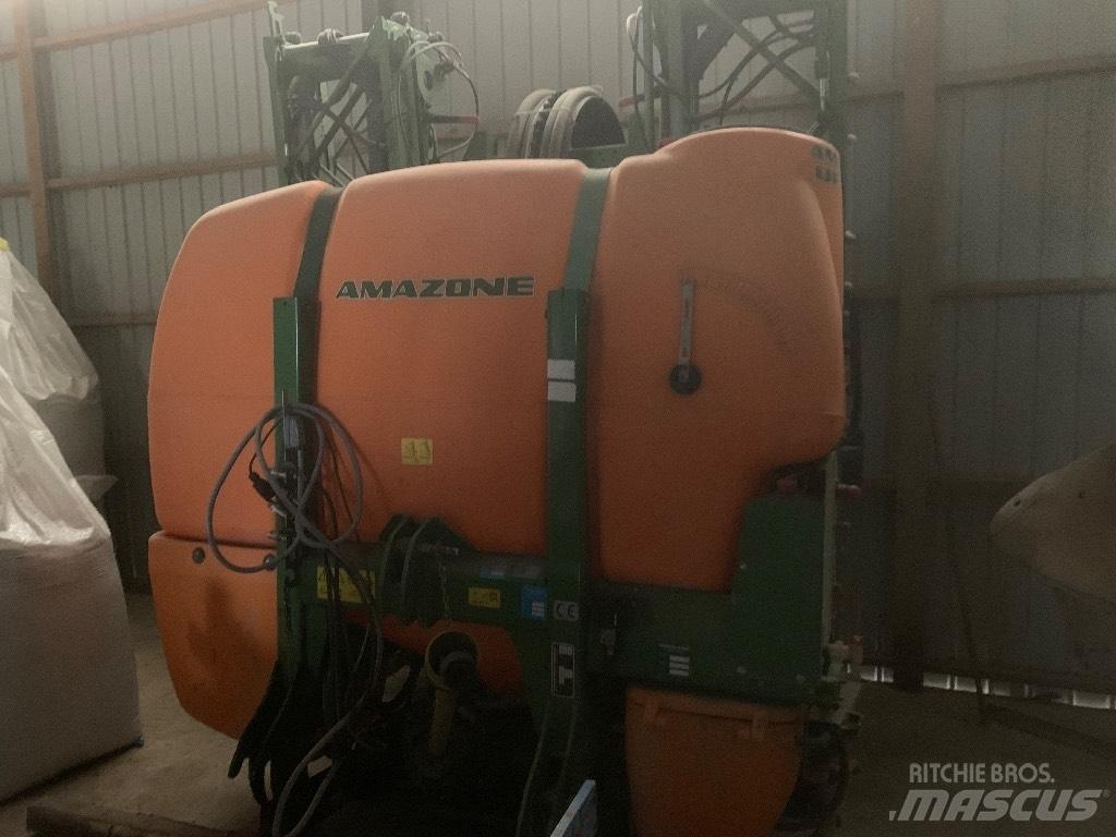 Amazone UF 1501 Nesené postrekovače
