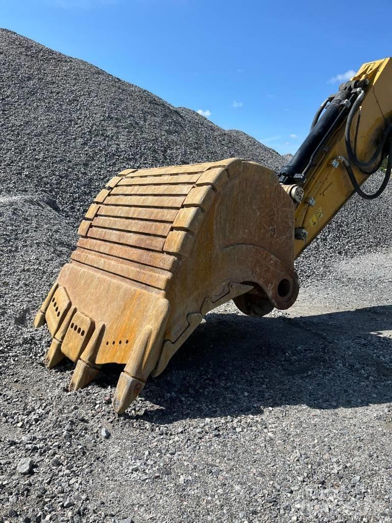 CAT 374 F Pásové rýpadlá