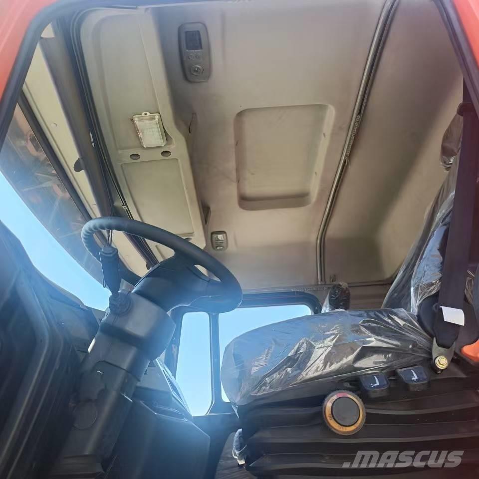 Shacman F3000 8x4 Sklápače