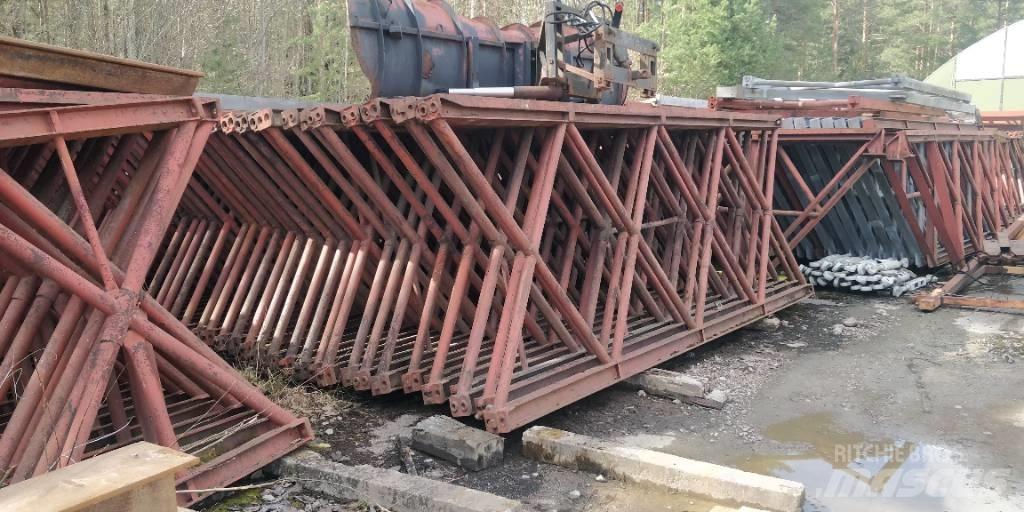 Hünnebeck H 33 Lešenárske zariadenie