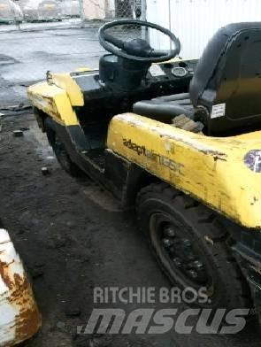Toyota TD25 Manipulácia s materiálom - ostatné