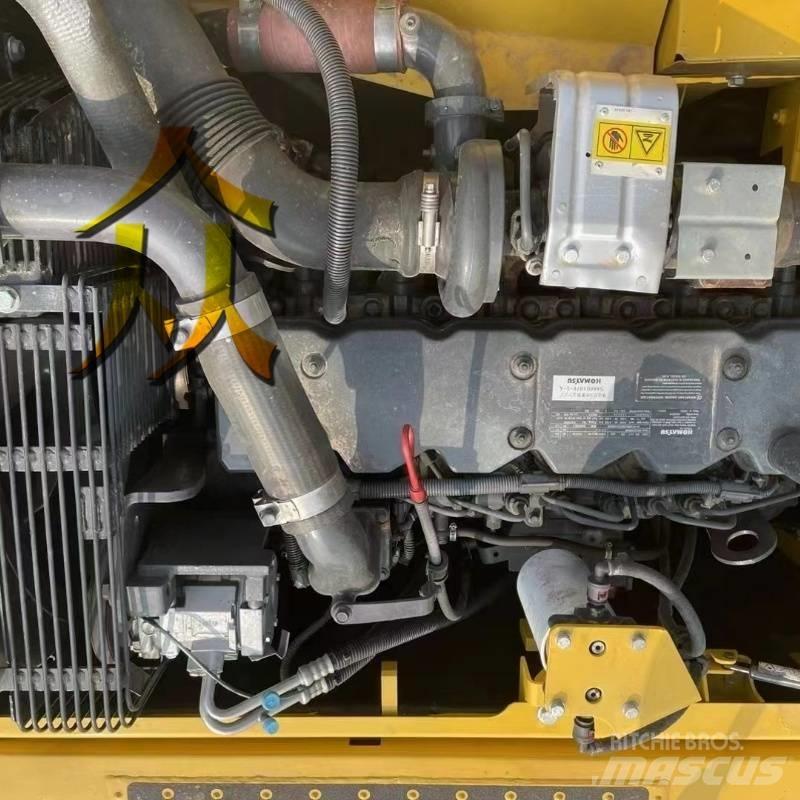 Komatsu PC 200 Pásové rýpadlá
