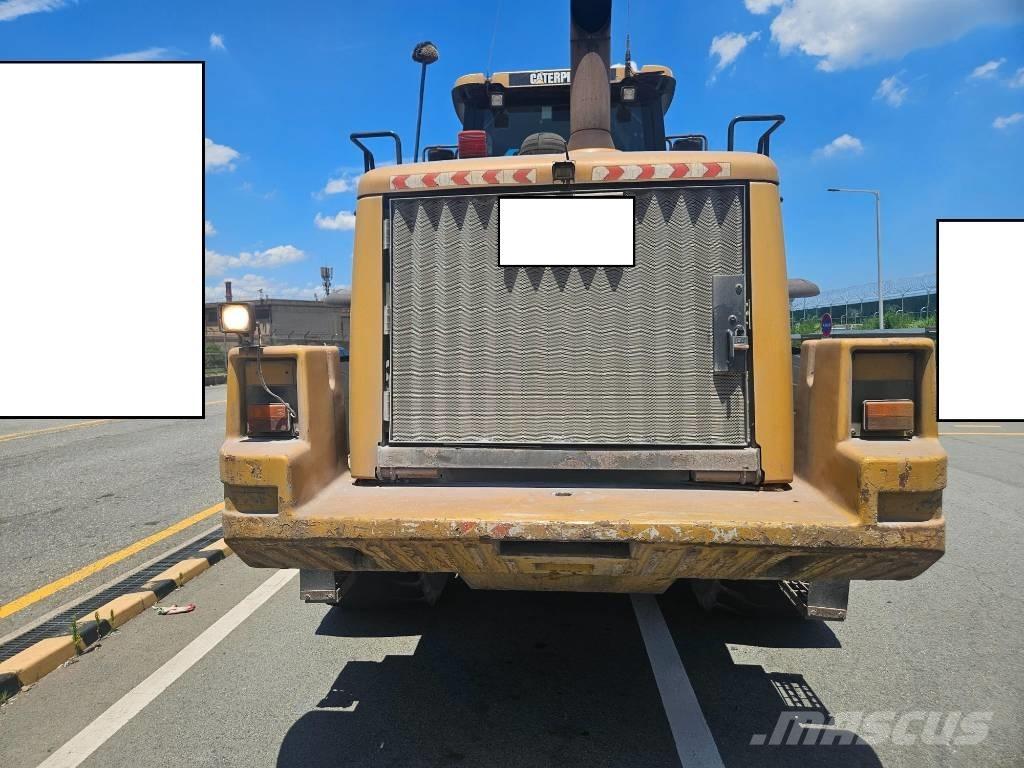 CAT 972H Kolesové nakladače