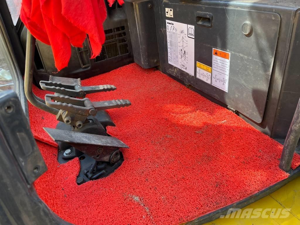 Komatsu PC 55 Pásové rýpadlá