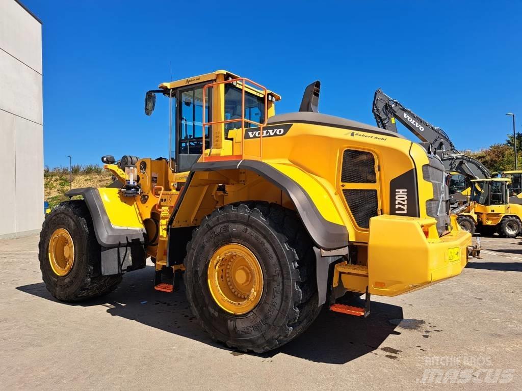 Volvo L 220 H Kolesové nakladače