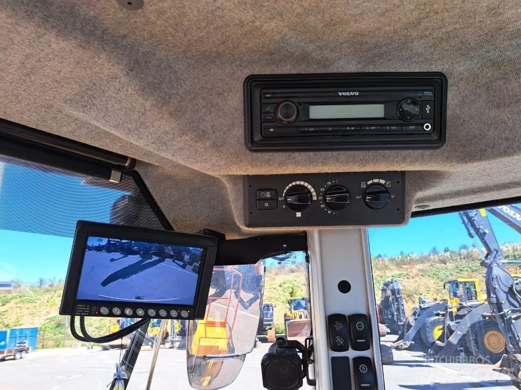 Volvo L 220 H Kolesové nakladače