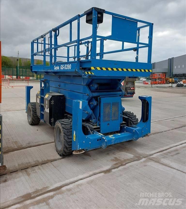 Genie GS 5390 RT Nožnicové zdvíhacie plošiny