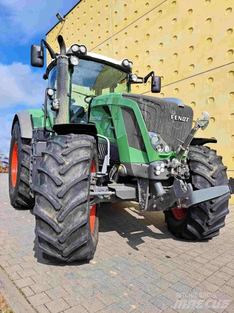 Fendt 824 Profi Traktory