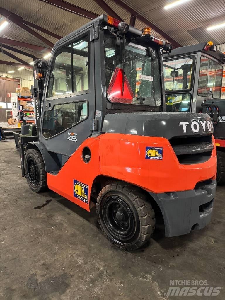 Toyota truck 8FD40N Dieselové vozíky