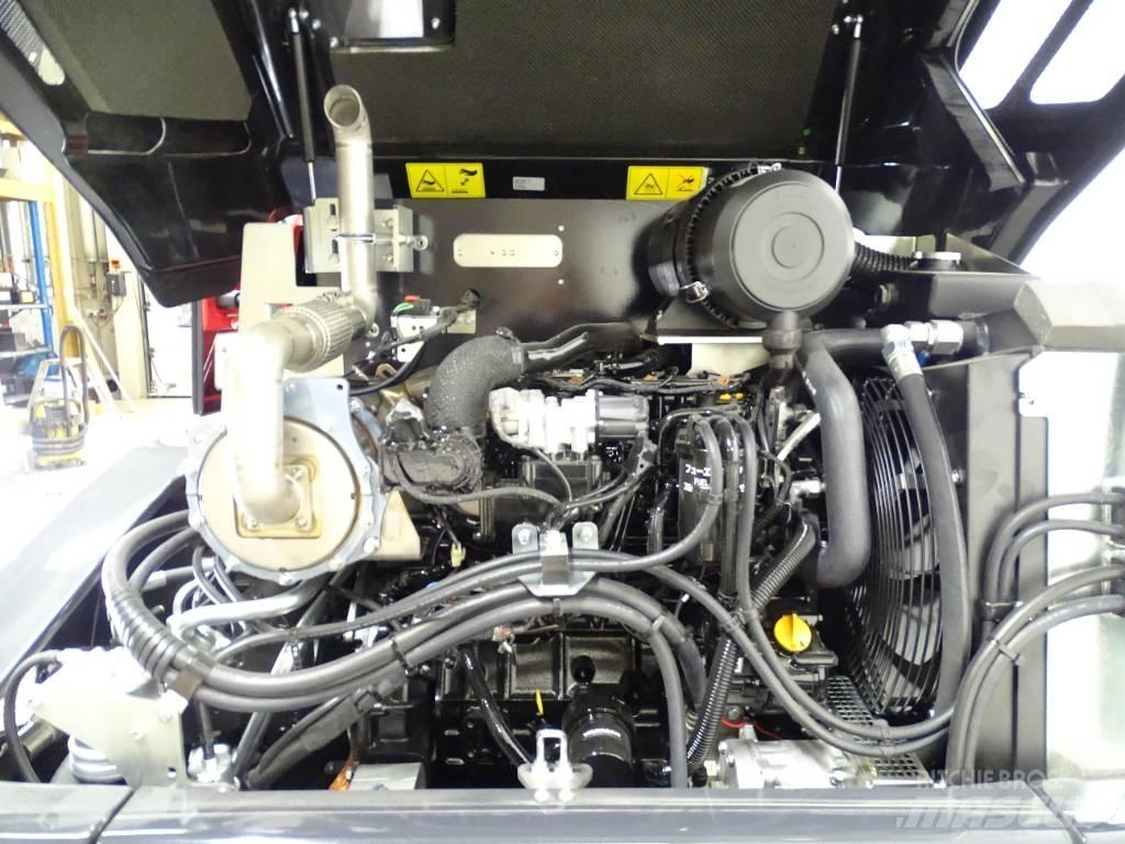 Yanmar V 100-5 Kolesové nakladače