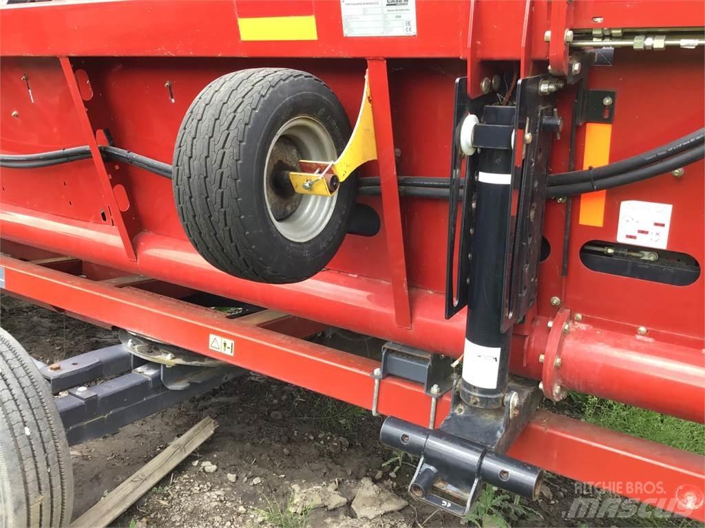 Case IH 3100 Kombajnove hlavice