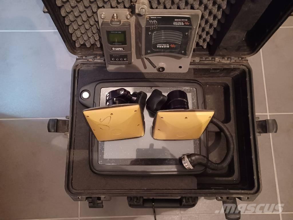 Komatsu PC 210 LC Pásové rýpadlá