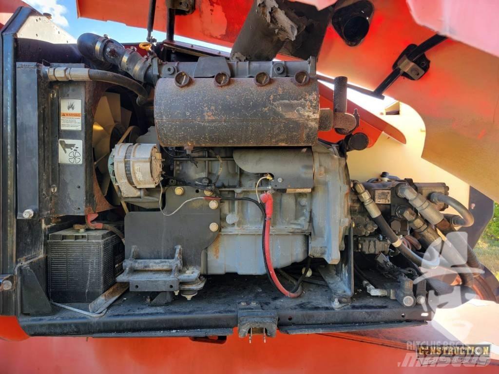JLG 600 A Kĺbové plošiny