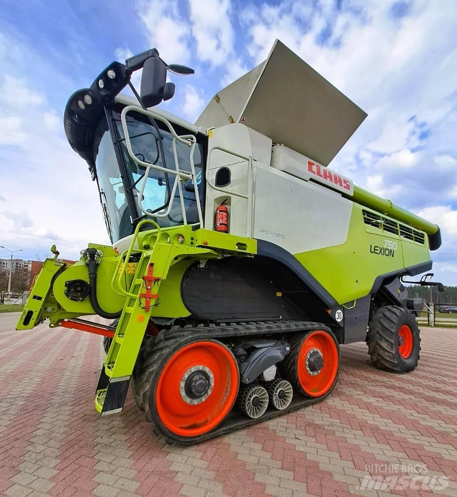 CLAAS Lexion 750 TT Kombinované zberacie stroje