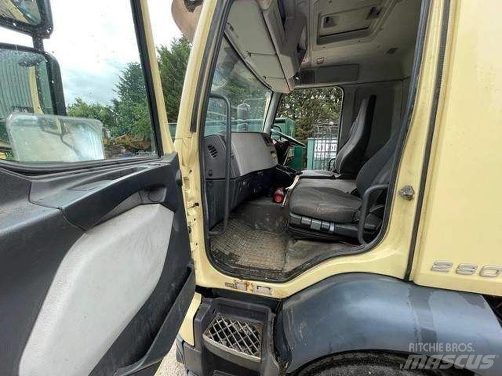 Volvo FL 280 Plošinové nákladné automobily/nákladné automobily so sklápacími bočnicami