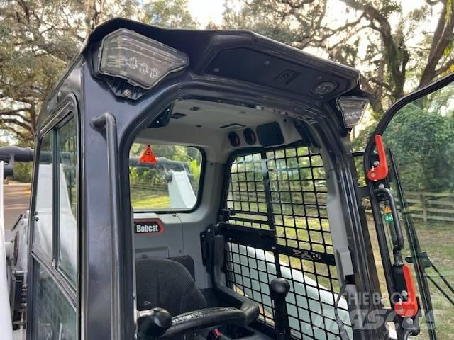 Bobcat T 66 Šmykom riadené nakladače