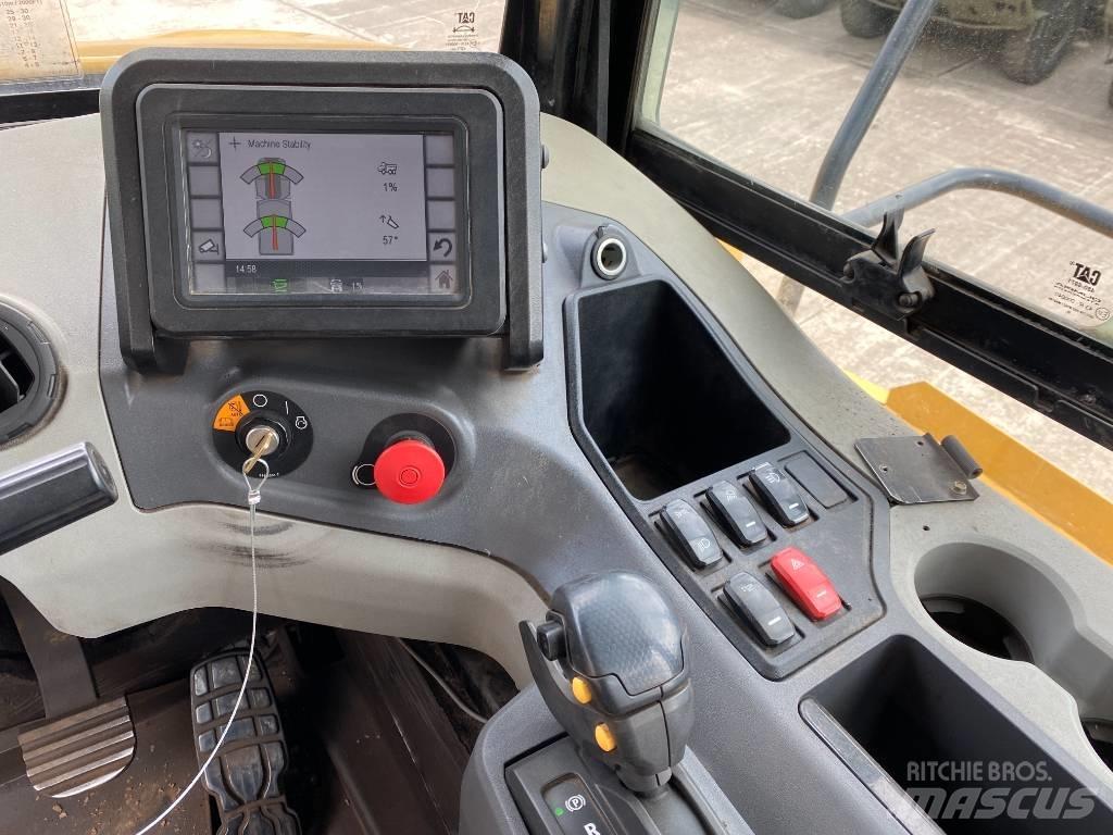 CAT 745 C Kĺbové nákladné autá