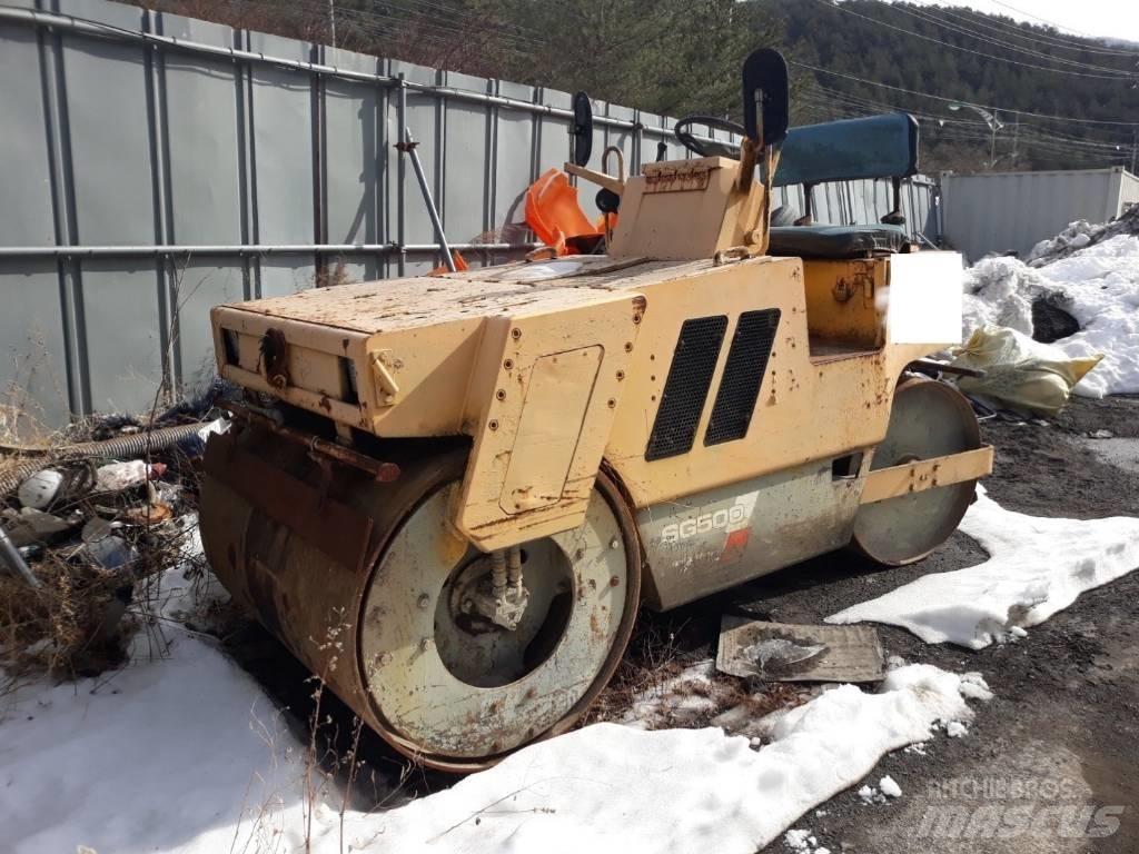 Sakai SG500 Ťahačové valce