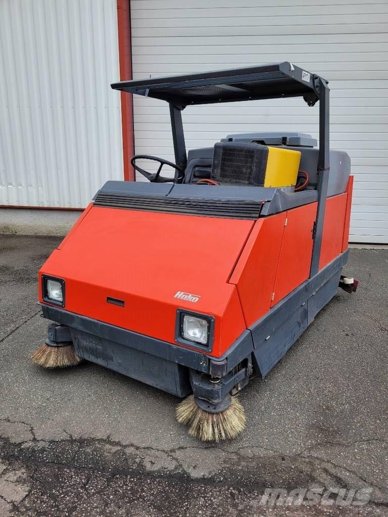 Hako 1500 B Kombinované podlahové umývacie stroje
