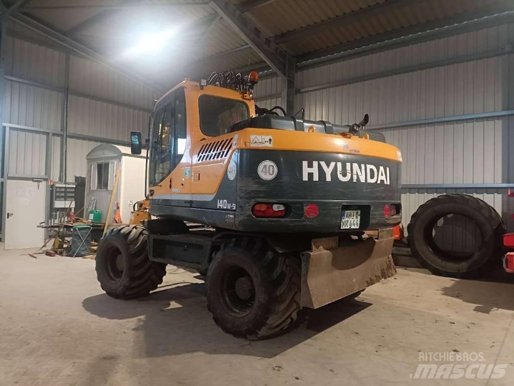 Hyundai RW140-9A Kolesové rýpadlá