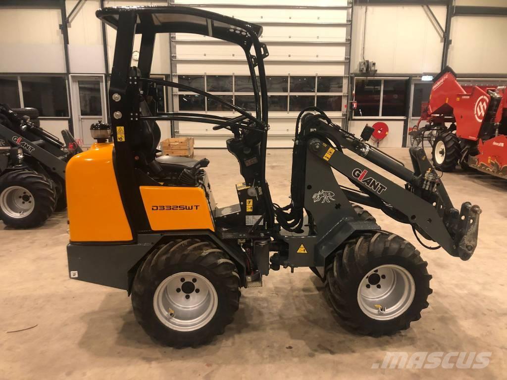 GiANT D 332 SWT Viacúčelové nakladače