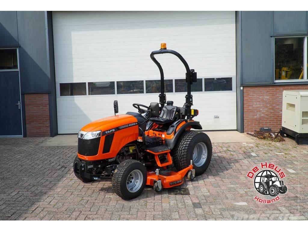 Tafe 6028 HST Traktory