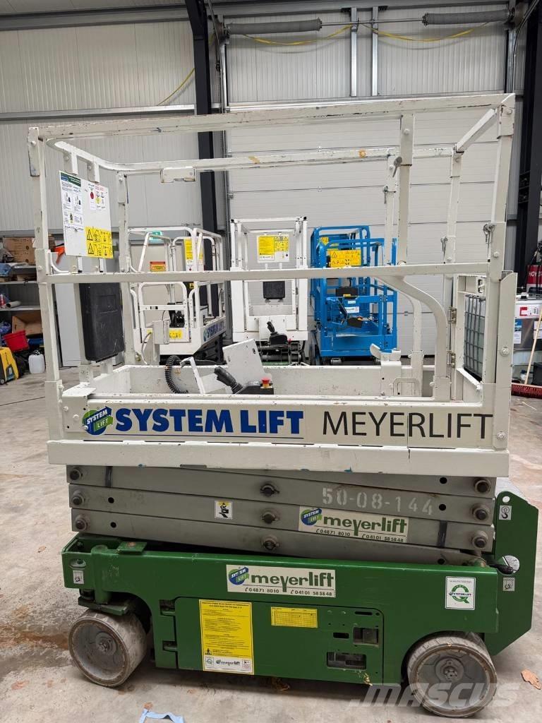 Genie GS 1932 Nožnicové zdvíhacie plošiny