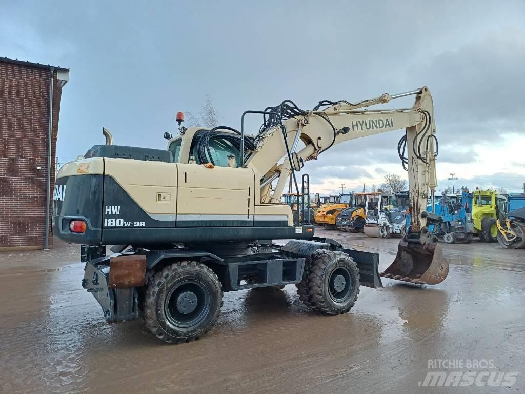 Hyundai HW 180 - 9A Kolesové rýpadlá