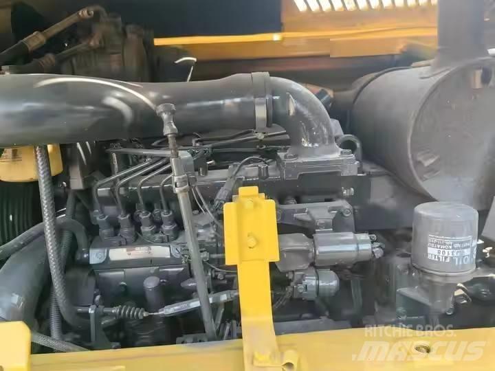 Komatsu PC60 Pásové rýpadlá