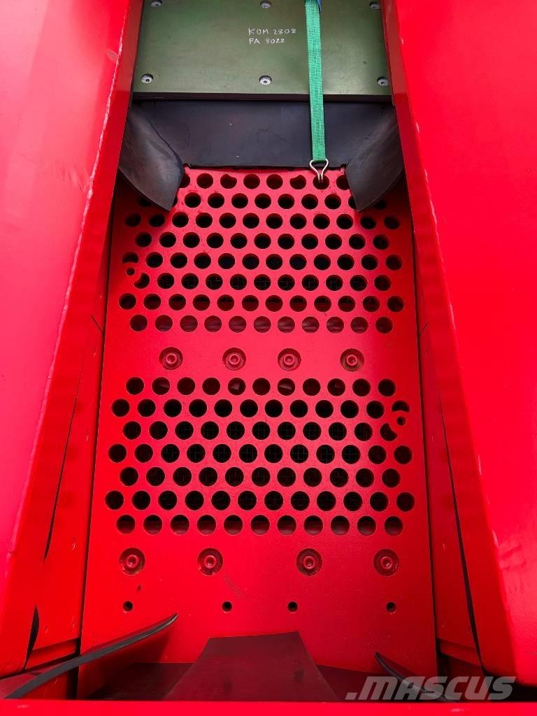 GIPO P90 GIGA Triedičky