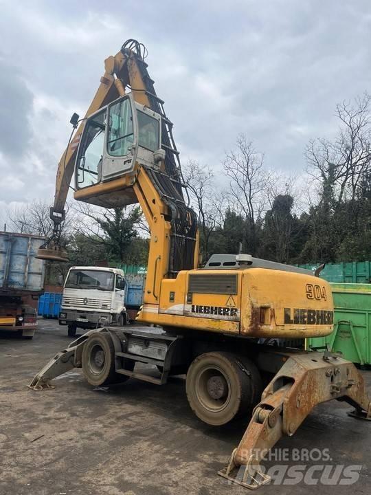 Liebherr A 904 C Kolesové rýpadlá