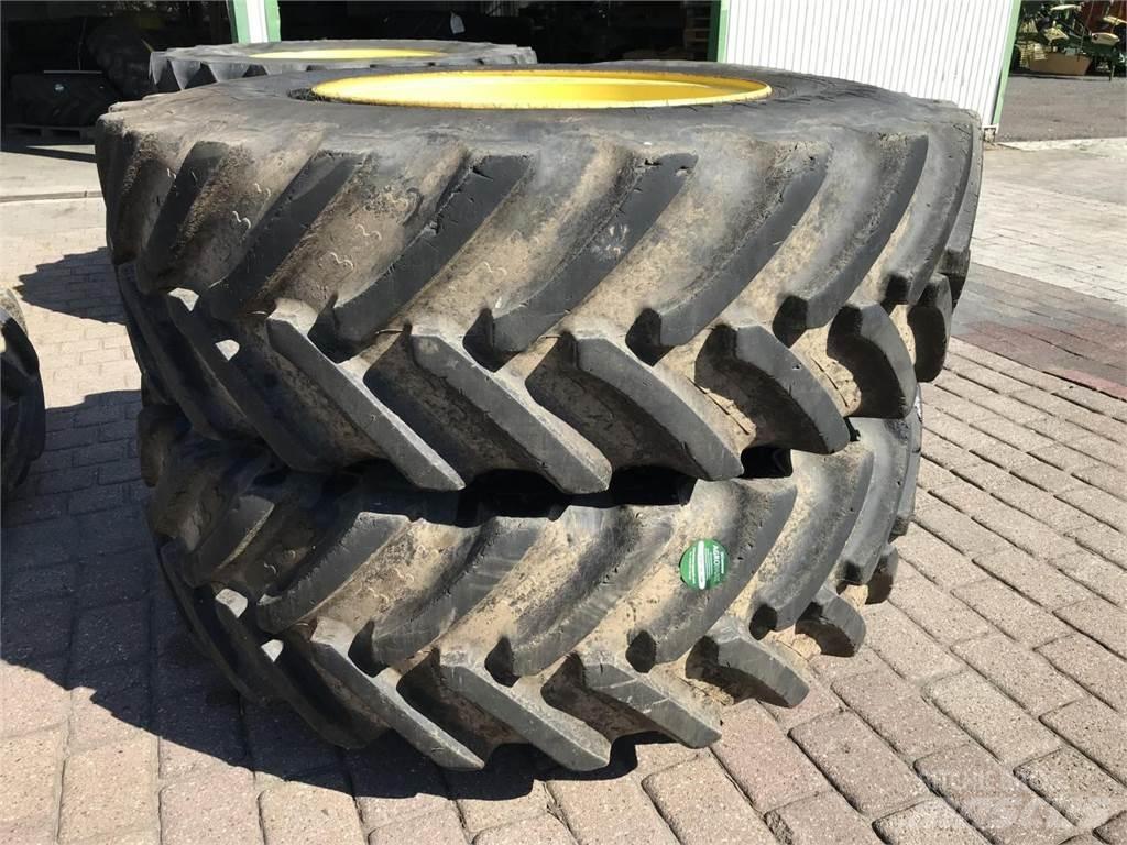 BKT 650/85R42 Pneumatiky, kolesá a ráfiky