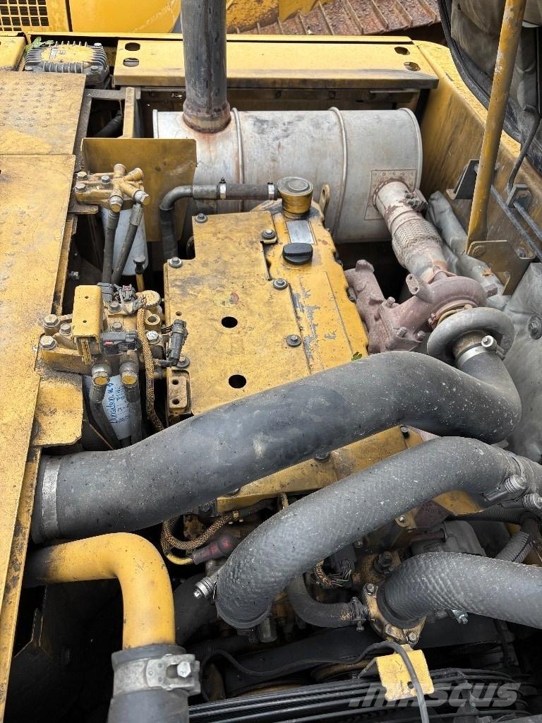 CAT 320 D L Pásové rýpadlá