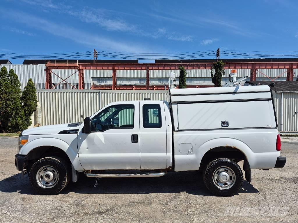 Ford F 250 Nakladacia/sklápacia bočnica