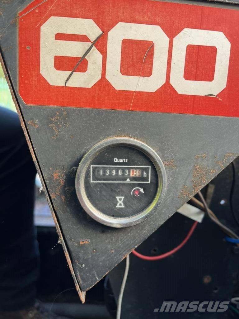 Jones IF 15AT Univerzálne terénne žeriavy